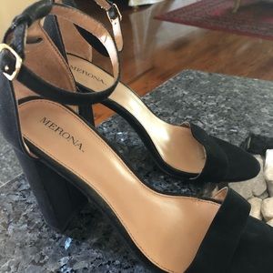 Classic black strappy sandals